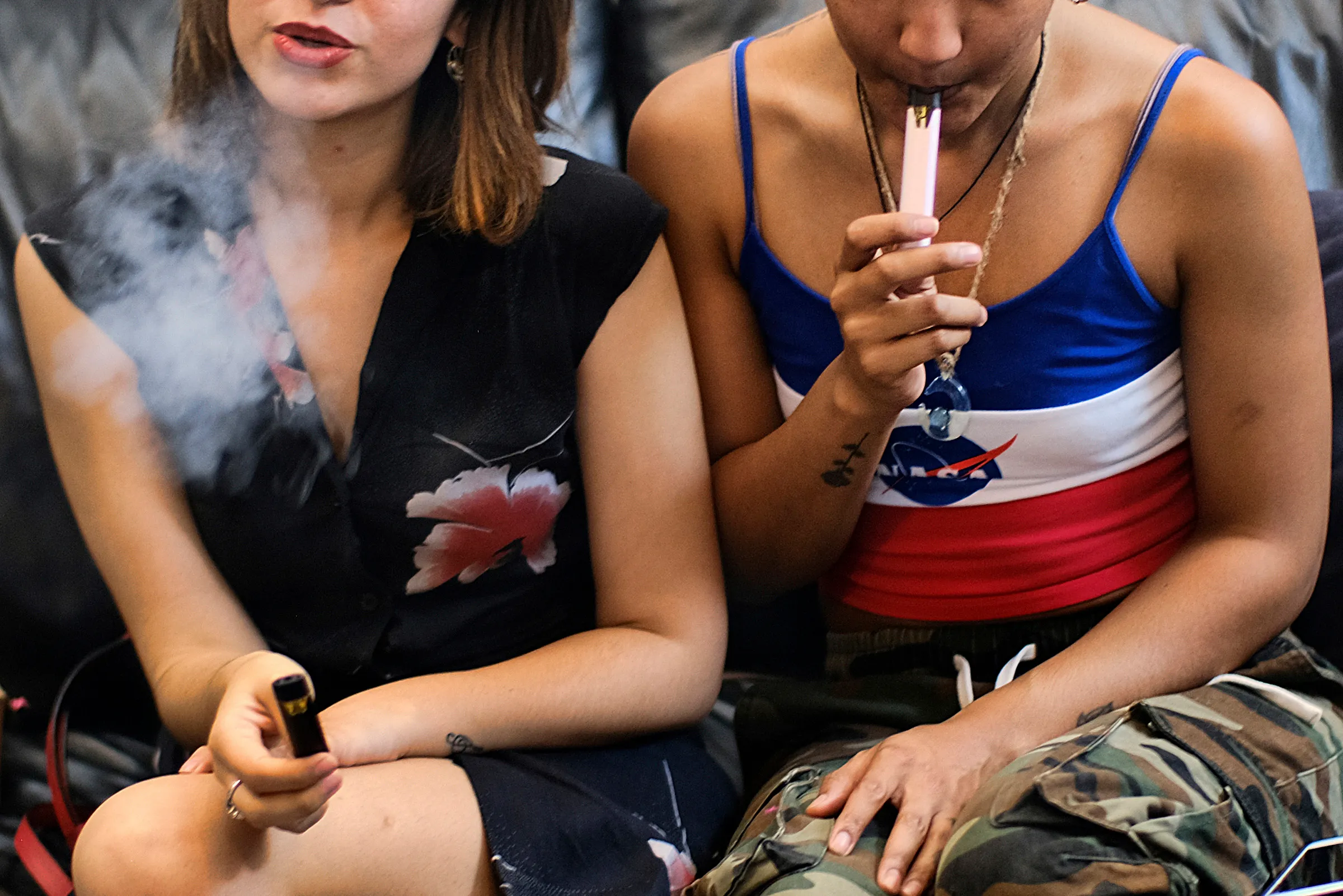 vaping-cbd-oil-weed-hemp-cannabis-thc vaping-cbd-oil-weed-hemp-cannabis-thc