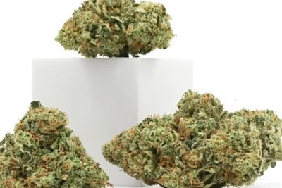 Why CBD Makes For The Best Natural Lip Balms
